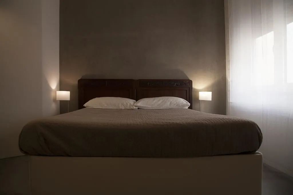 Rosalmar B&B-1